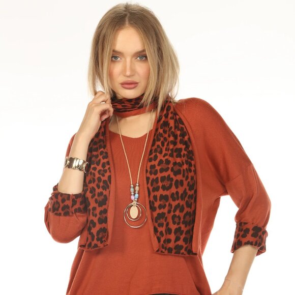 Rust Top With Leopard Print Scarf - Picture 1 of 16